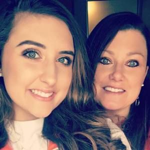 Meet your Posher, Stacy